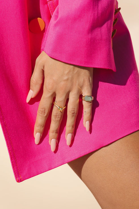 SIGNET PINKY RING GOUD